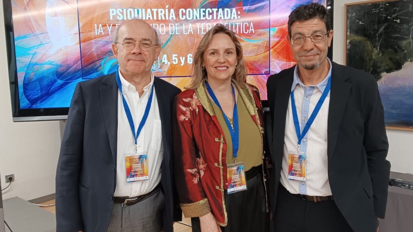 Psiquiatría advierte del impacto de las pantallas en el neurodesarrollo de menores 2 pantallas